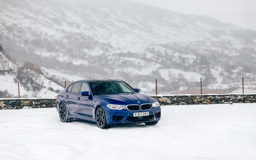  BMW M5 (F90) 2018 года  (UK) (фото 13 из 40)